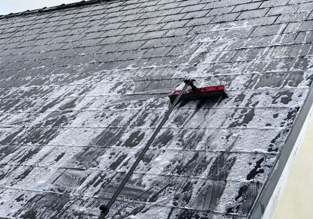 roof cleaners in blackwood gwent